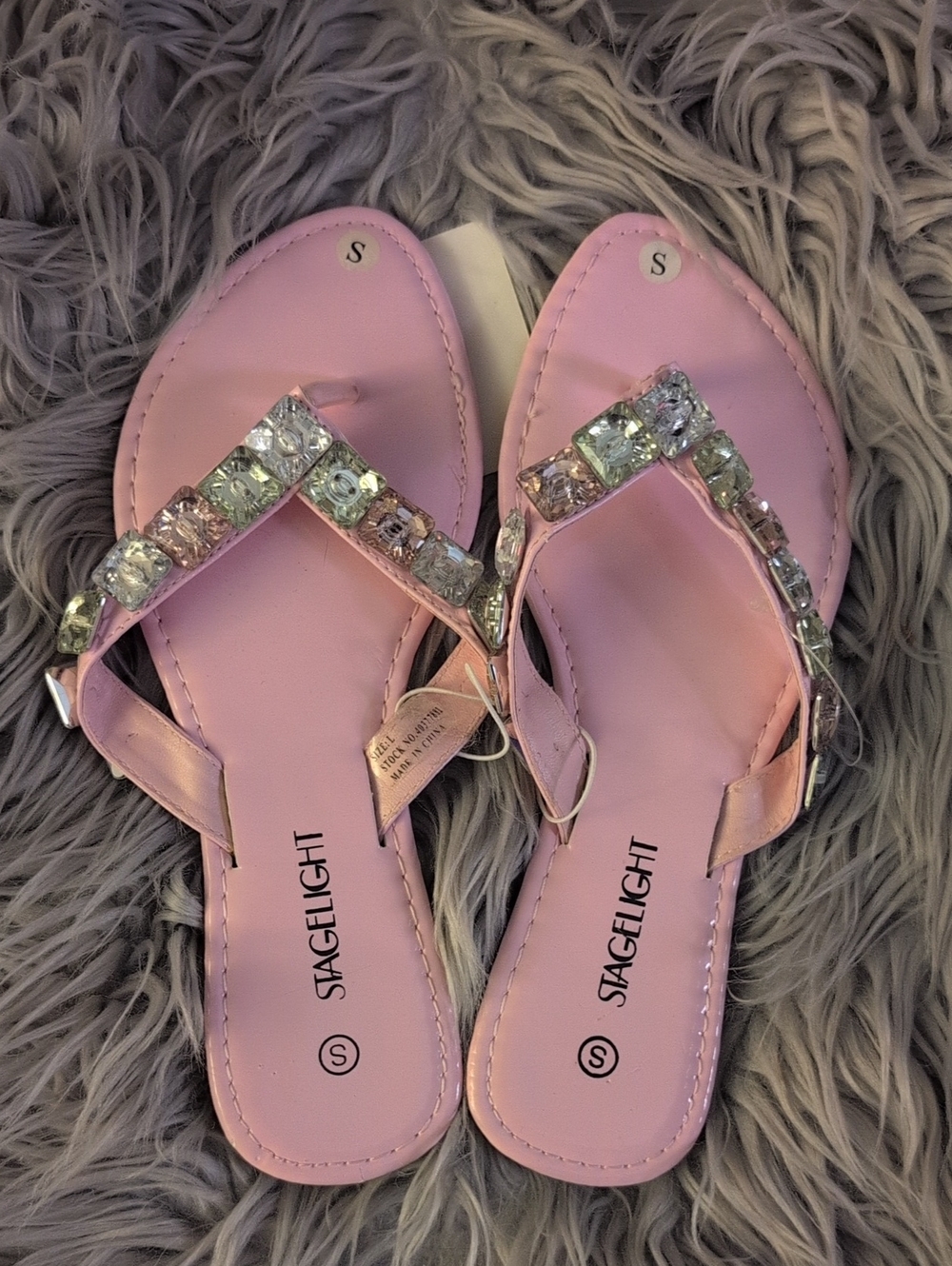 Y2K NWT  Pink Flip Flops/Sandles